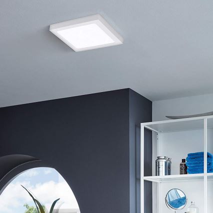 Eglo - Plafonnier LED RGBW à intensité réglable FUEVA-C LED/15,6W/230V Bluetooth 22,5x22,5 cm