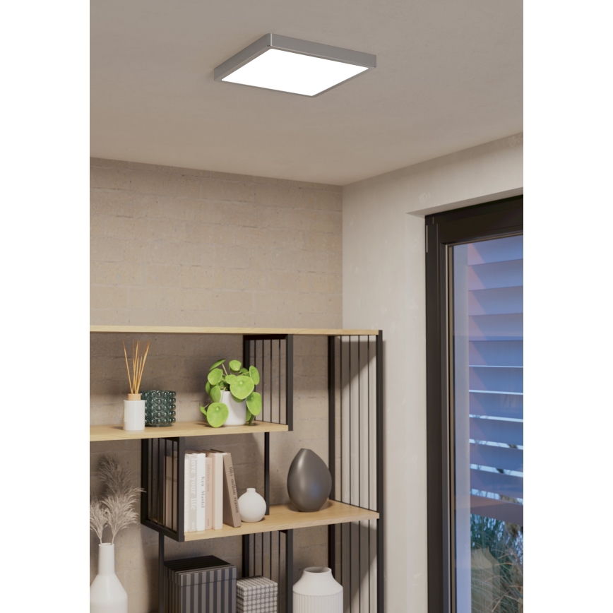Eglo - Plafonnier LED dimmable pour salle de bains, 19,5 W, 230 V, 2700–6500 K, IP44, ZigBee, 28,5 x 28,5 cm