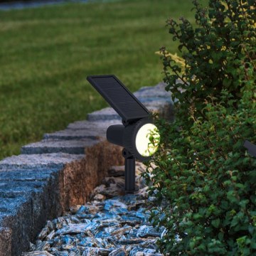 Eglo - Lampe solaire LED RGBW dimmable LED/3W/4,5V IP44 noire + télécommande