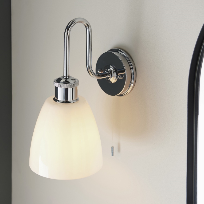 Endon 95506 - Badezimmer-Wandleuchte PIPER 1xE27/10W/230V IP44 glänzender Chrom/weiß