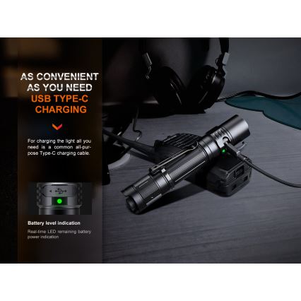 Fenix PD35R – Wiederaufladbare LED-Taschenlampe LED/USB IP68 1700 lm 100 h