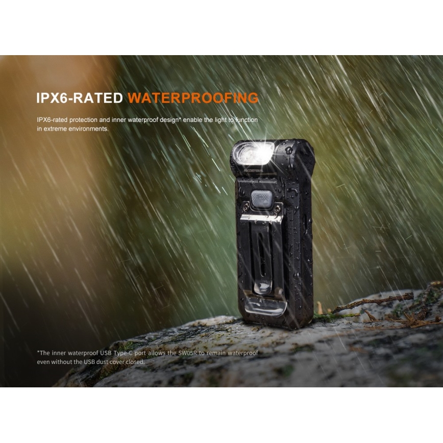 Fenix SW05RREDBLC - Lampe torche à intensité variable rechargeable LED/USB IPX6 150 lm 49 h noir