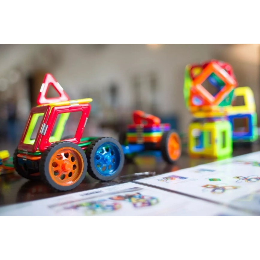 GeoSmart - Set di costruzioni magnetiche Space Truck 42 pz