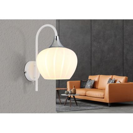 Globo - Wandleuchte 1xE27/40W/230V weiß