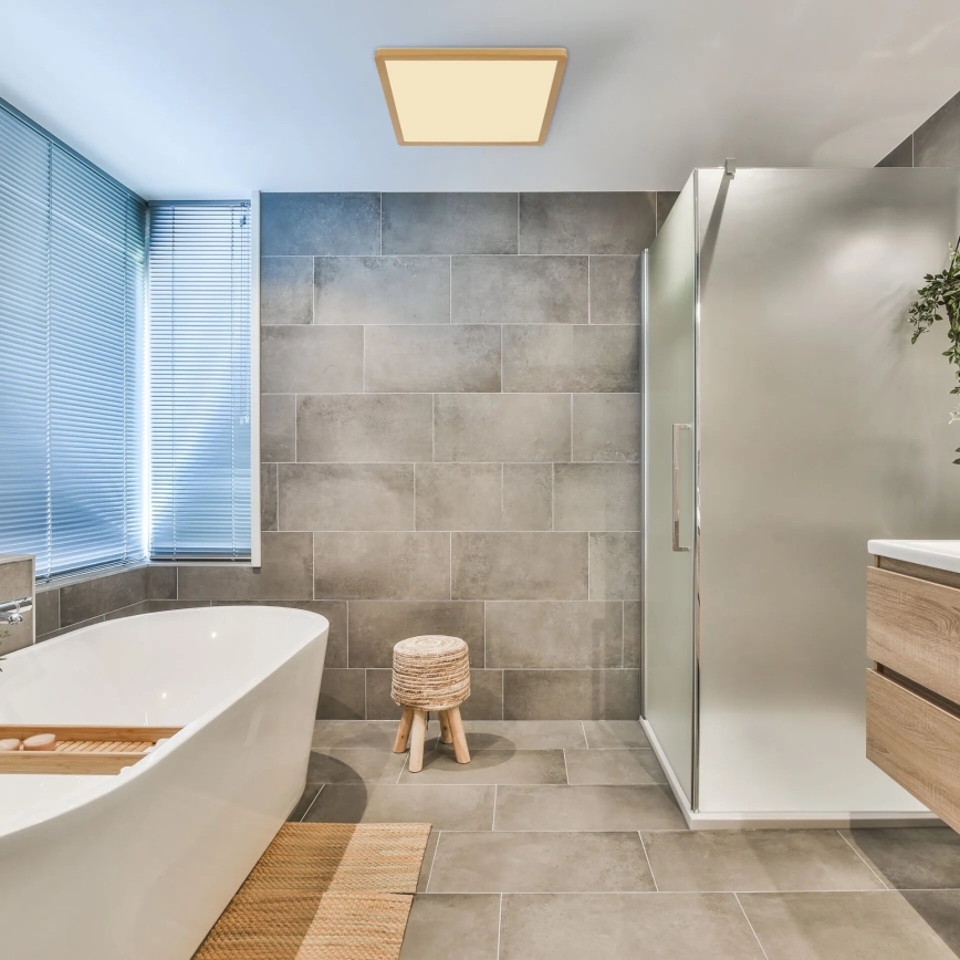 Globo - Plafonnier à intensité variable salle de bain LED/18W/230V 3000K IP44 29,4x29,4 cm laiton