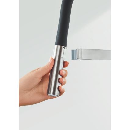 GROHE 30294DC0 - Miscelatore da cucina ESSENCE in acciaio inox