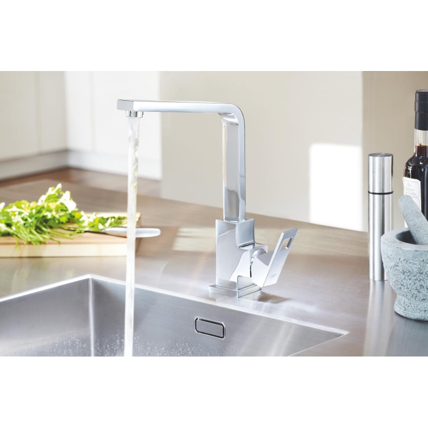 GROHE 31255000 - Mitigeur pour évier EUROCUBE, chrome brillant