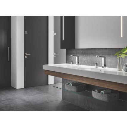 GROHE 36440000 - Miscelatore elettronico a infrarossi per lavabo EUROCUBE E DN 15 cromato