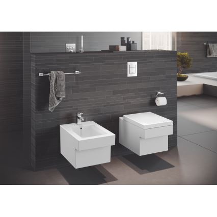 GROHE 37535000 - Plaque de déclenchement SKATE COSMOPOLITAN S 130 × 172 mm chromée