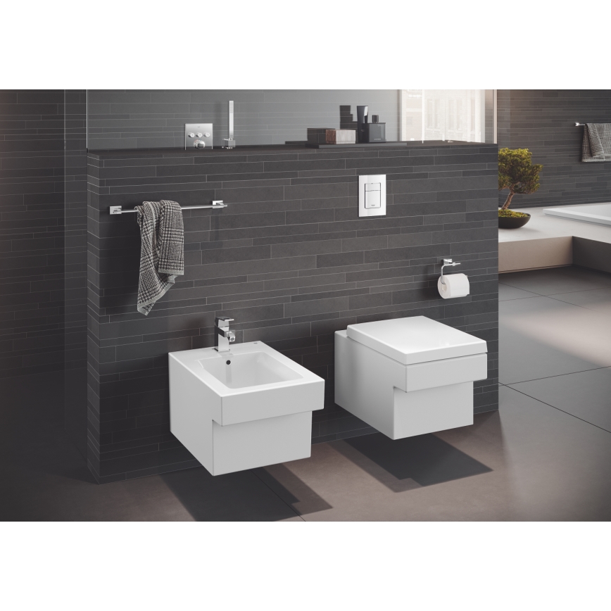 GROHE 37535000 - Plaque de déclenchement SKATE COSMOPOLITAN S 130 × 172 mm chromée