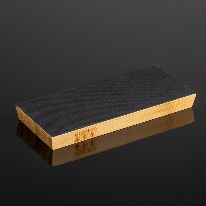 Gudaro - Pierre à aiguiser SHINRAI 1000/6000 sur socle en bois