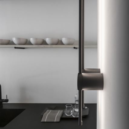 Ideal Lux - Applique a LED ESSENCE LED/12W/230V 3000K 70 cm CRI 90 nero