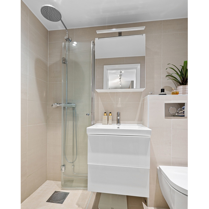 Illuminazione a LED per specchi da bagno LED/8W/230V 4000K 50 cm IP44 cromo lucido