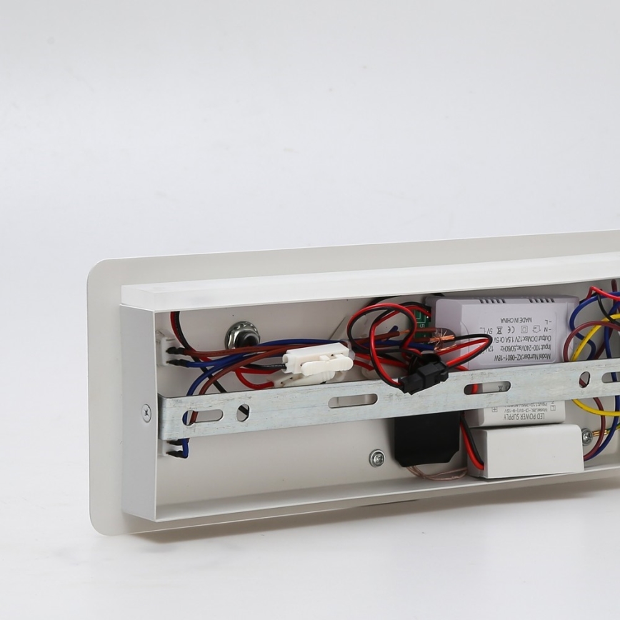 Immax 08285L - LED Wandleuchte mit Regal, USB-Anschluss und kabelloser Ladefunktion Be PREPARE LED/3W/230V + LED/3W weiß