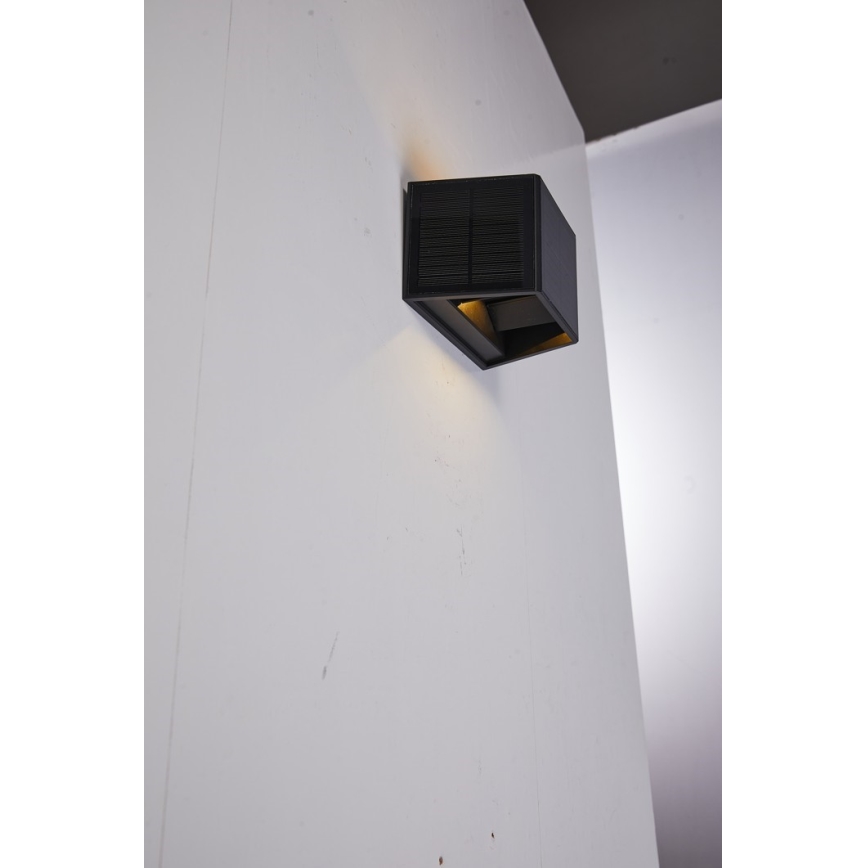 Lampada da parete solare LED con sensore LED/2W/5V IP54 1300 mAh