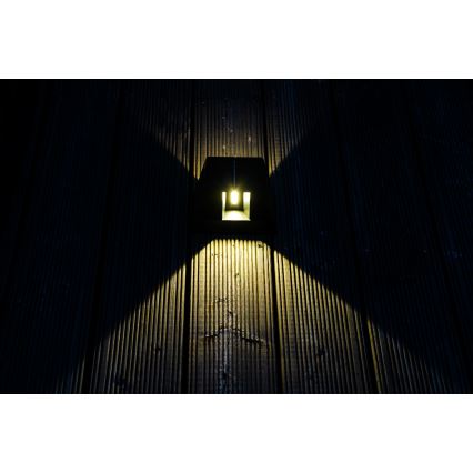 Lampada da parete solare LED con sensore LED/2W/5V IP54 1300 mAh