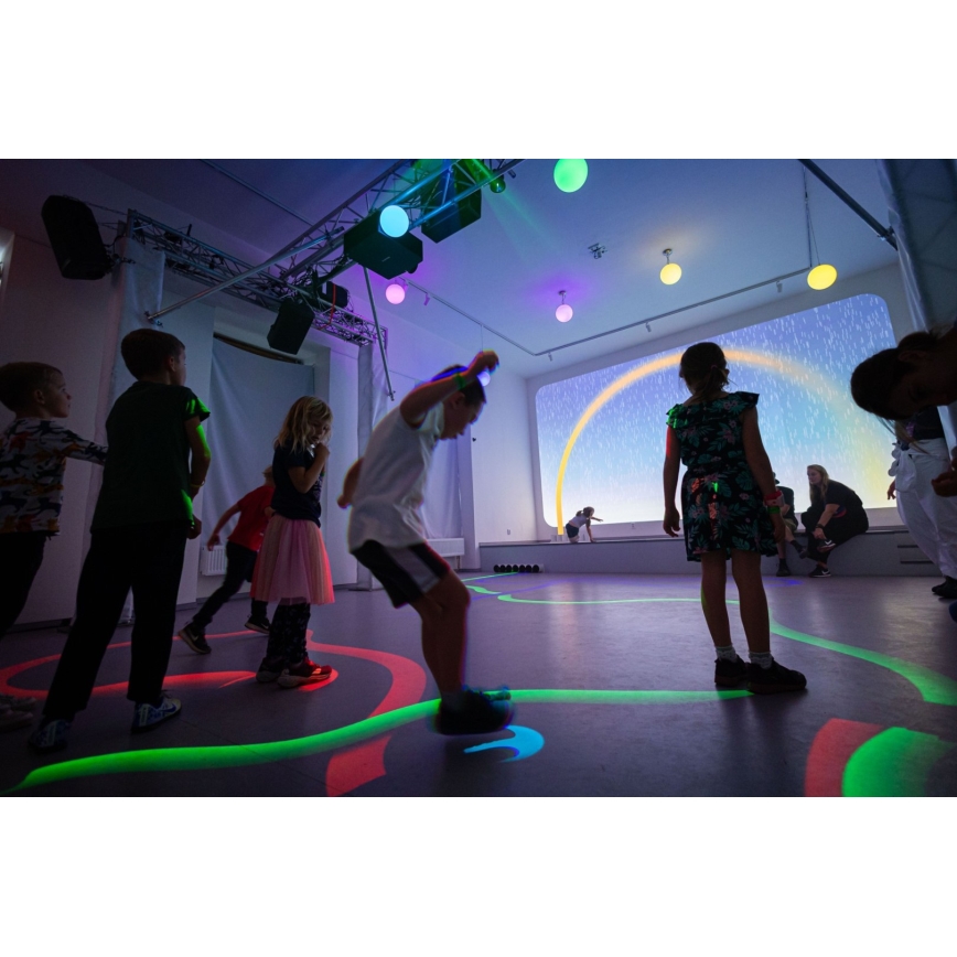 Immax NEO 07794CDO - Lot de 3 ampoules LED RGB+CCT dimmables E27/14W/230V 2700K-6500K Tuya Wi‑Fi + télécommande