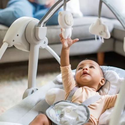 Ingenuity - Baby swing con melodia COCCOLA LAMB