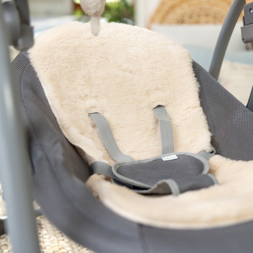 Ingenuity - Baby-Vibrationsschaukel mit Melodie EVERY SEASON grau