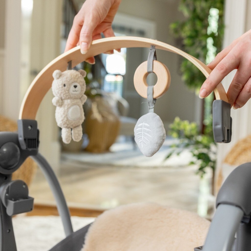 Ingenuity - Dondolo vibrante per bambini con melodia EVERY SEASON grigio