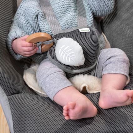 Ingenuity - Transat vibrant pour bébé avec mélodie EVERY SEASON WESLEY 3xC gris