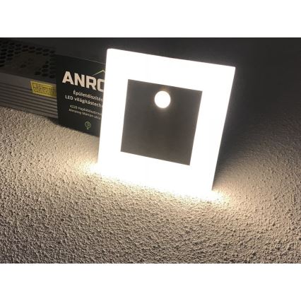 Illuminazione scale LED APUS con sensore LED/0,8W/12V 3000K