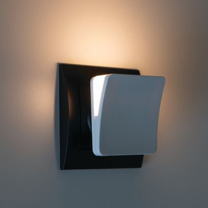 Kanlux 37393 - Veilleuse sur prise avec détecteur crépusculaire HOFI LED/0,28W/230V blanc