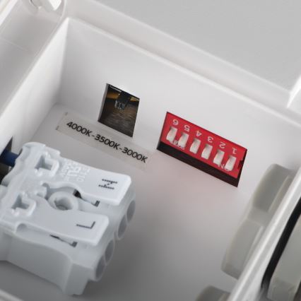 Plafoniera LED da esterno con sensore di movimento BENO LED/24/30W/230V 3000/3500/4000K IP65 bianco quadrato