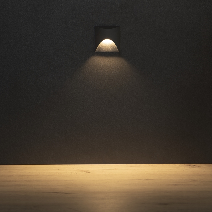 Luminaire d'escalier LED EXIN 2,5 W / 230 V / 3000 K / IP65, anthracite, de forme carrée