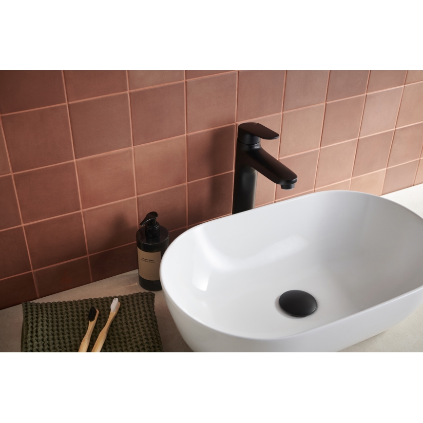 KFA Armatura 5552-712-81 - Robinet de lavabo + déchets avec trop-plein OTAVA 30,2 cm mat noir