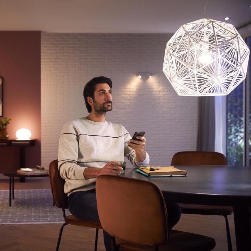 Kit base Philips Hue WHITE AND COLOR AMBIANCE 3xE27/9W 2000-6500K + Hue Bridge e interruttore dimmer