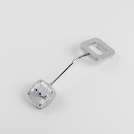 Lampada da parete a spina LED/3,2W/230V cromo satinato
