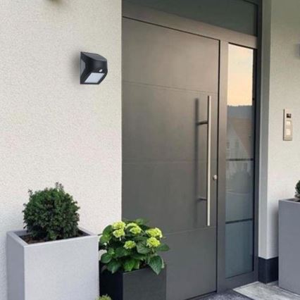 Lampada da parete solare LED con sensore LED/3W/3,7V 3000/4000K 1200 mAh IP54 nera