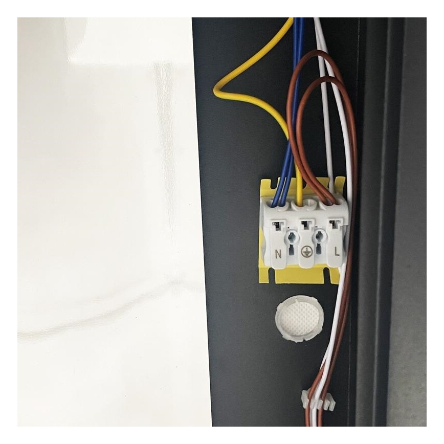 Lampada fluorescente T8 2xG13/18W/230V 120 cm nero