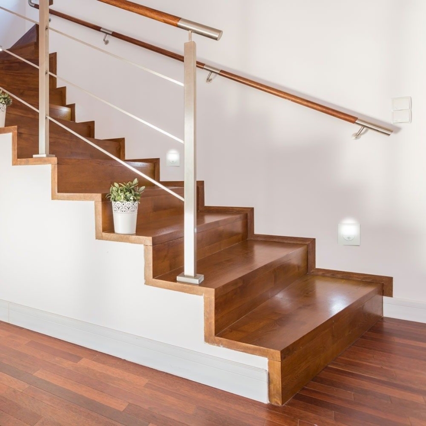 Lampada LED per scale con sensore di movimento LED/3W/230V 4000K bianco