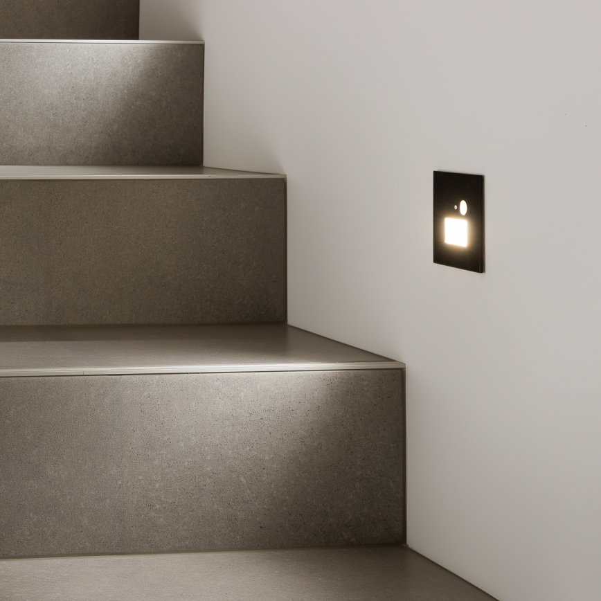 Lampada per scale LED con sensore di movimento e sensore crepuscolare LED/1,5W/230V 3000/4000/6500K nero