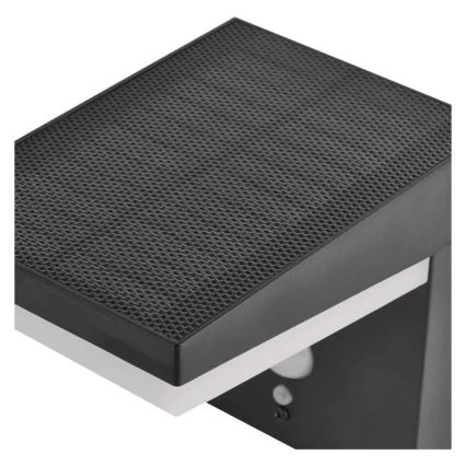 Lampada da parete solare LED con sensore LED/4,4W/3,7V 2200 mAh IP44