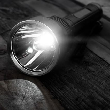 Lampe torche rechargeable LED dimmable LED/20W/5V IPX5 1570 lm 8400 mAh