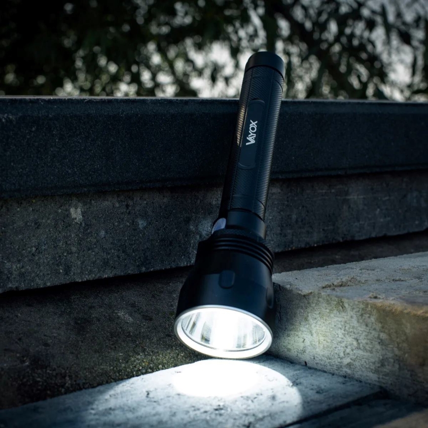 Lampe torche rechargeable LED dimmable LED/20W/5V IPX5 1570 lm 8400 mAh