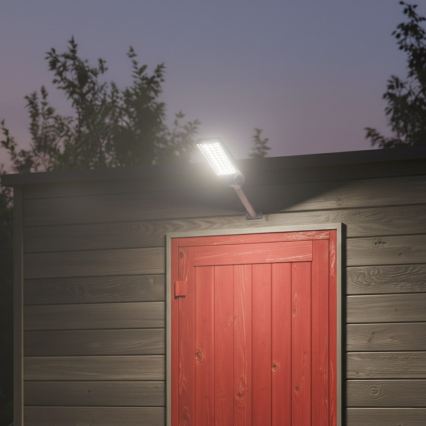 Lampe solaire de rue LED dimmable avec capteur VENICE LED/100W/3,2V 6000 mAh IP65 noire + télécommande