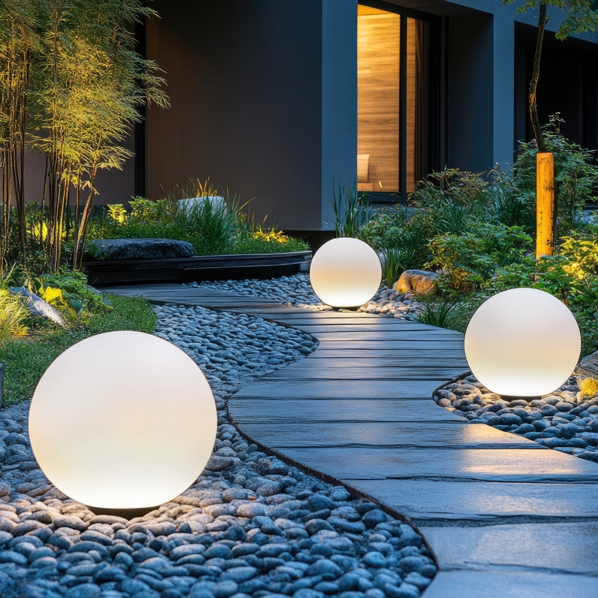 Lampe solaire RGB à intensité variable GARDEN BALL LED/5W/3,7V 3000K IP54 d. 40 cm + Télécommande