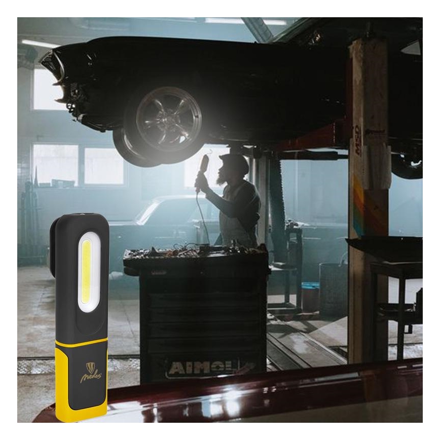 Lampe torche de travail rechargeable à intensité variable LED/8W/5V IP44 420 lm 1200 mAh