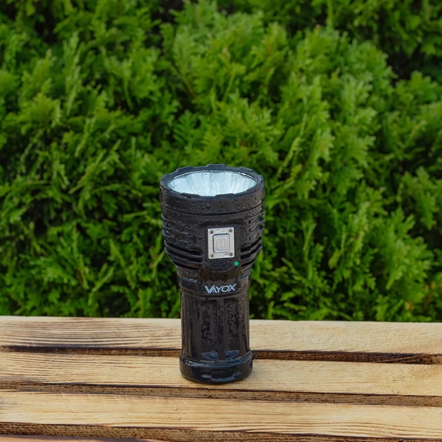 Lampe torche rechargeable à intensité variable LED/5V IPX4 600 brillant 1200 mAh