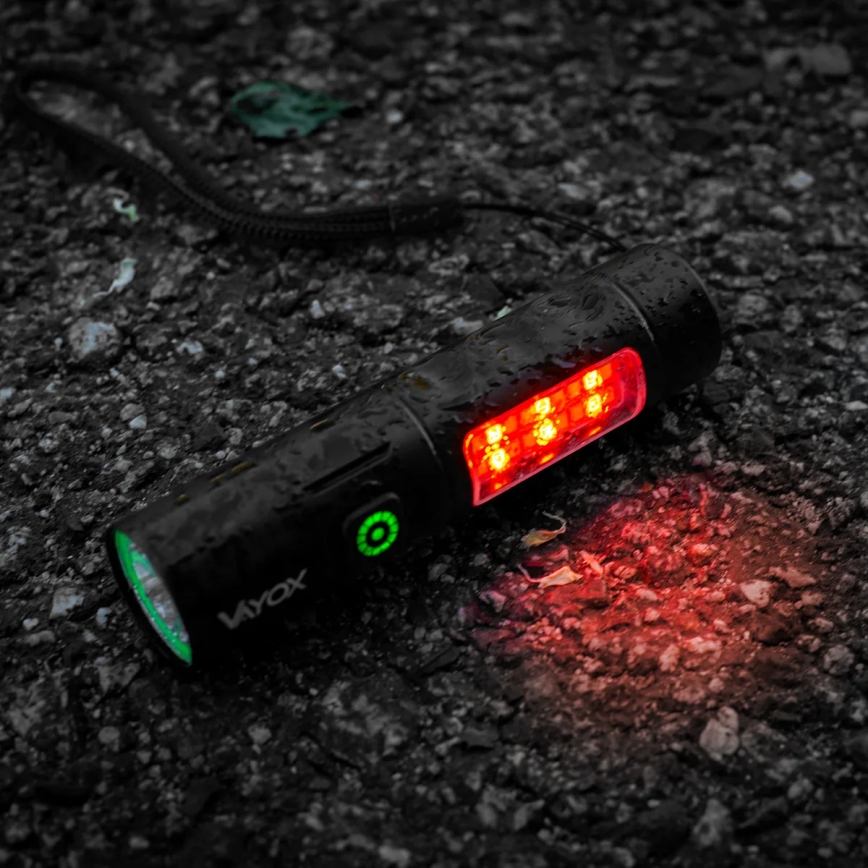Lampe torche rechargeable à intensité variable avec une lumière rouge LED/5W/5V IPX4 250 brillant 2000 mAh