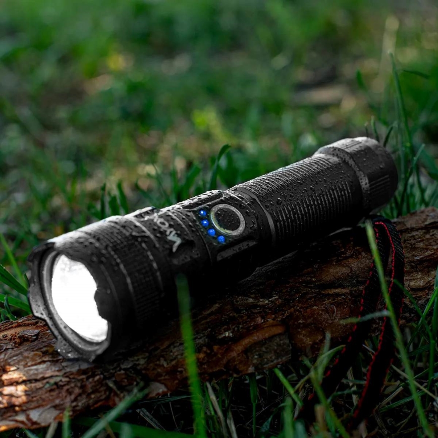 Lampe torche rechargeable à intensité variable avec fonction batterie portative LED/10 W/5 V IPX4 600 brillant 2000 mAh