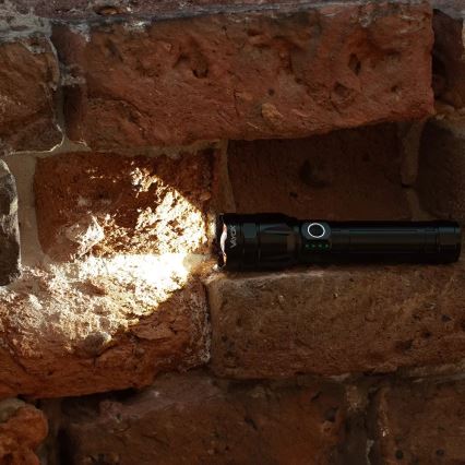 Lampe torche rechargeable à intensité variable avec fonction batterie portative LED/30 W/5 V IPX5 1060 brillant 5000 mAh