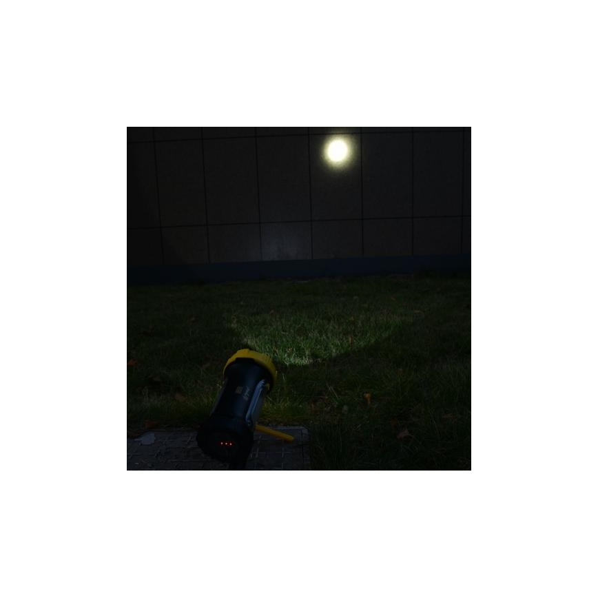 Lampe torche rechargeable LED/5W/4000mAh + LED/3W