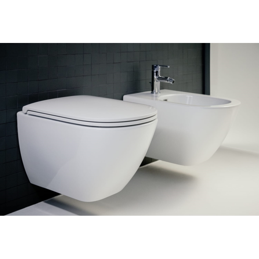 LAUFEN H8660800000001 - Wandhängendes WC LUA Keramik/weiß + WC-Sitz SoftClose LUA Duroplast/weiß