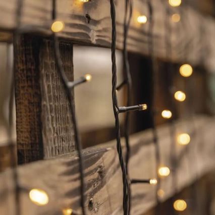 LED-Außen-Weihnachtslichterkette 50xLED/5m IP44 warmweiß