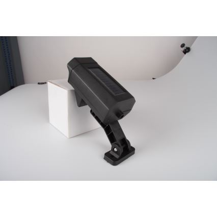 LED da esterno solare Applique con sensore LED/5W/5,5V IP65 + telecomando